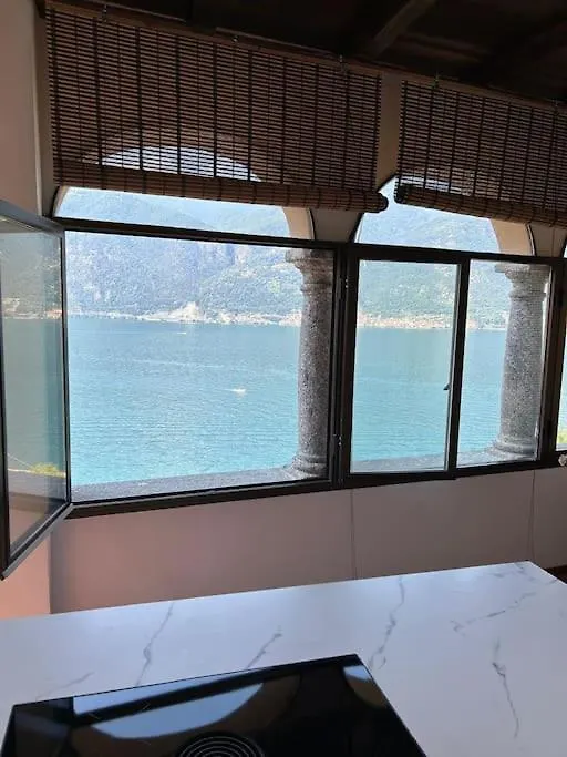 アパート レッツェノCasa Archi 1アパートメント イタリア