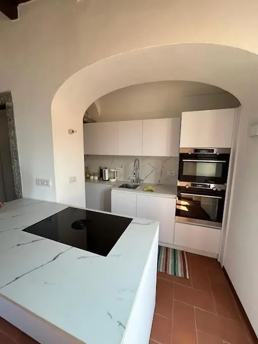 レッツェノCasa Archi 1アパートメント 0*, レッツェノ